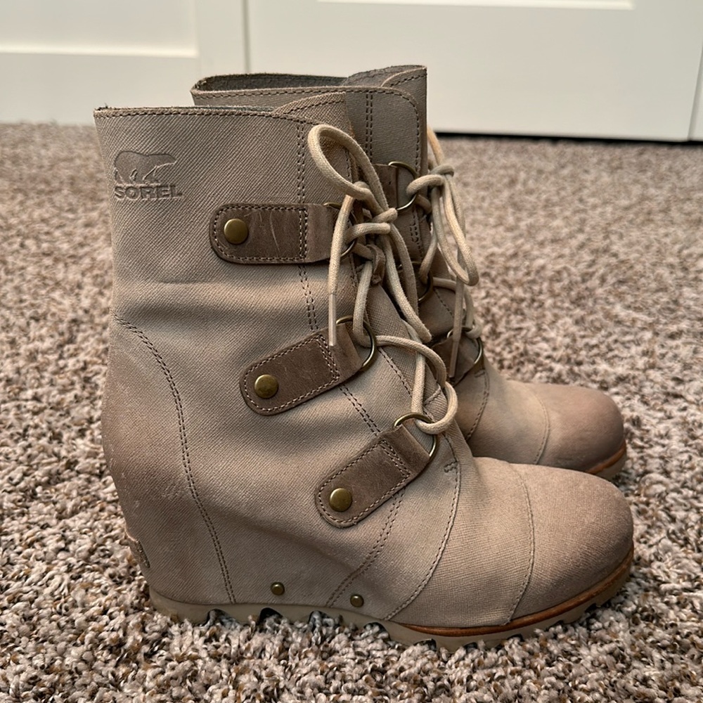 Sorel Wedge Boots